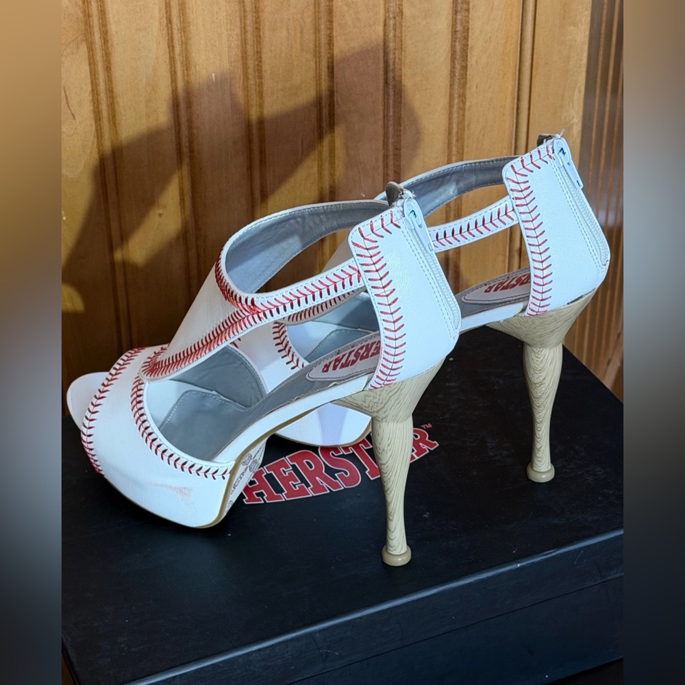 Women's Herstar Baseball Stiletto Heels Size 10 - Picture 2 of 12